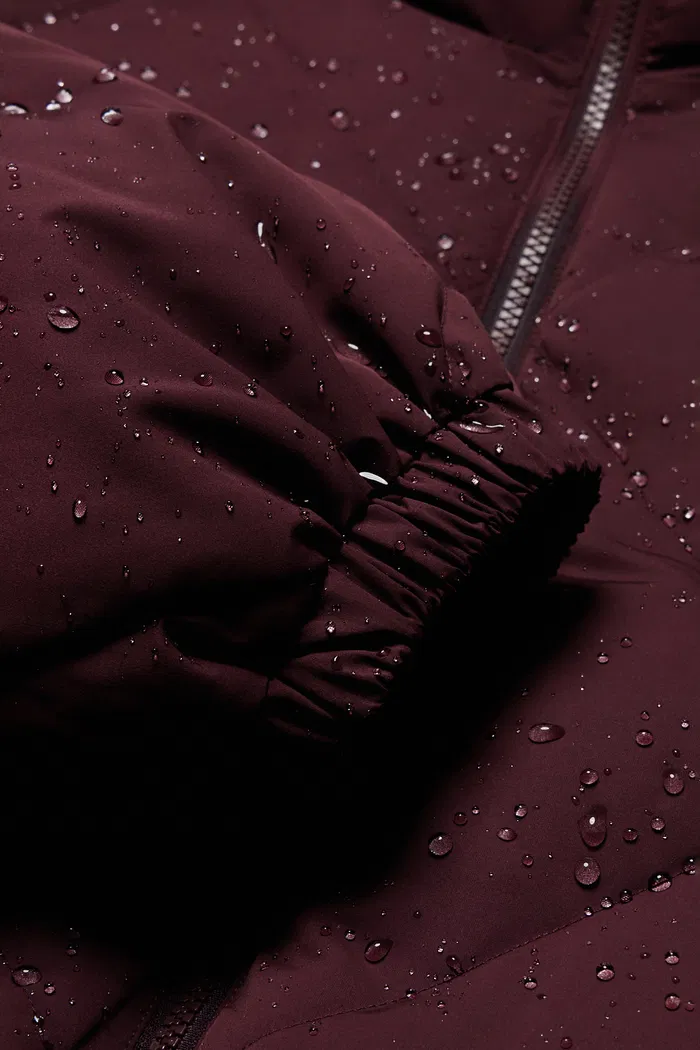 8009-aurland-water-repellent-short-quilted-down-jacket-in-high-density-fabric-1.webp