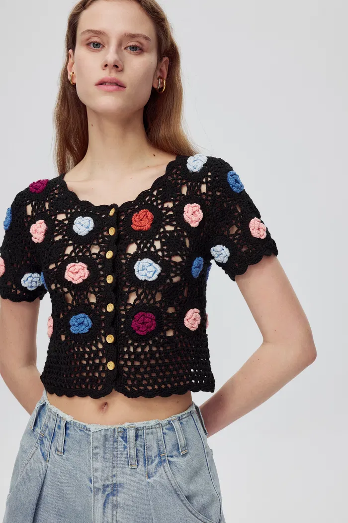 8097-alice-handcrafted-flora-crochet-top-in-cotton-knit-1.webp