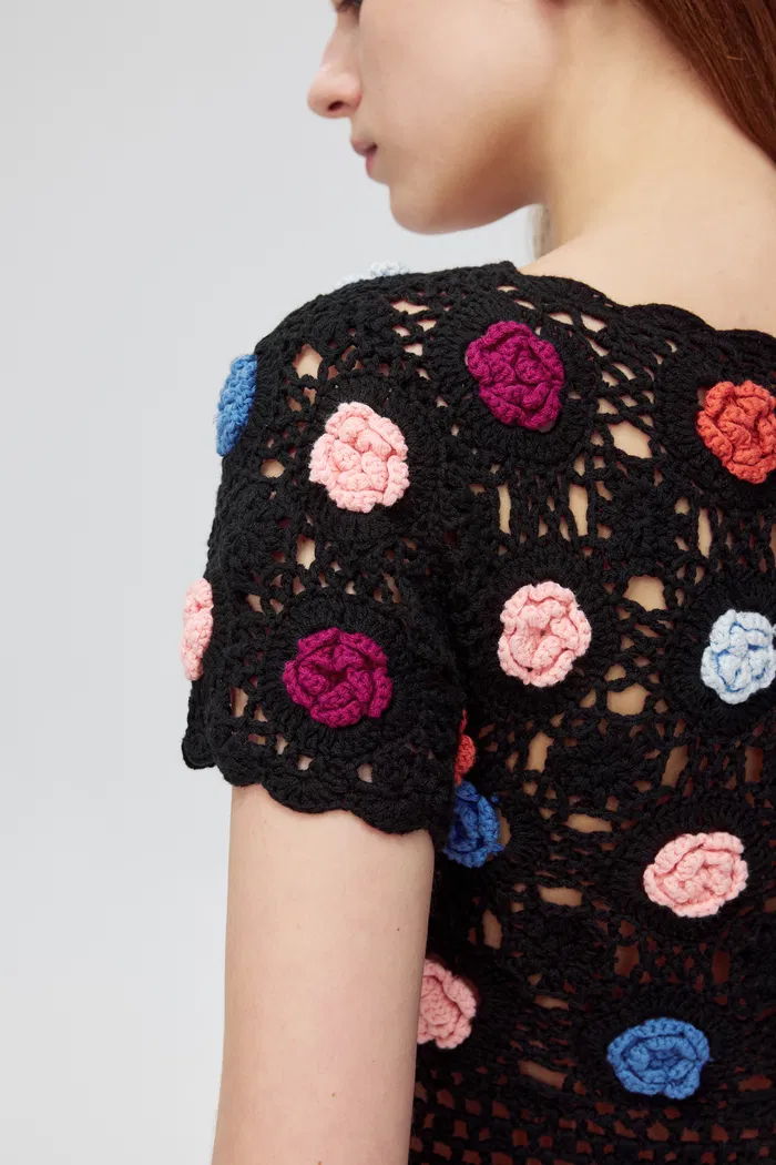 8097-alice-handcrafted-flora-crochet-top-in-cotton-knit-1.webp