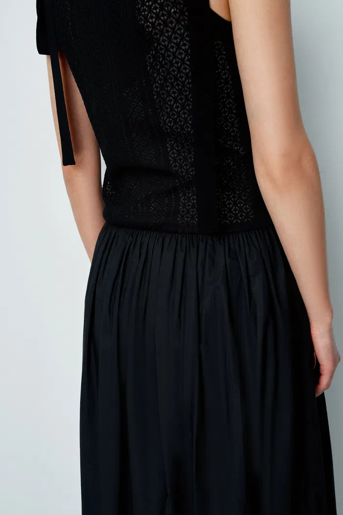 8203-sama-mixed-fabric-maxi-dress-in-stretch-silk-and-micropleat-nylon-1.webp
