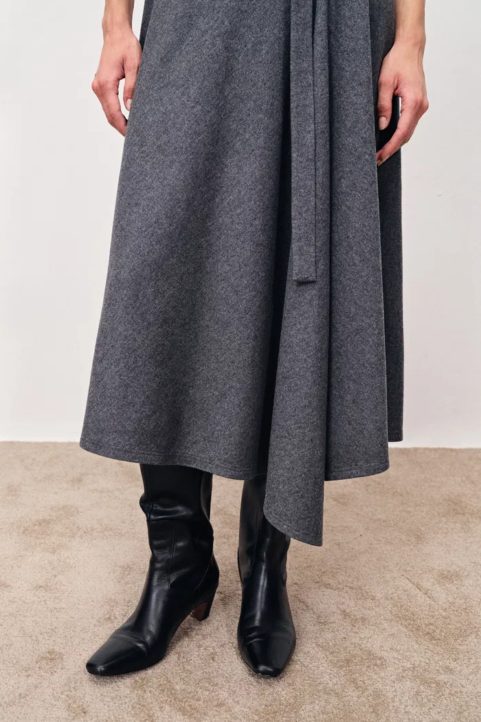 824-bea-asymmetric-hem-wool-dress-in-merino-wool-1.webp