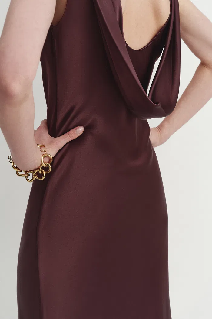 8257-kari-sleeveless-square-neck-dress-in-lustrous-acetate-1.webp