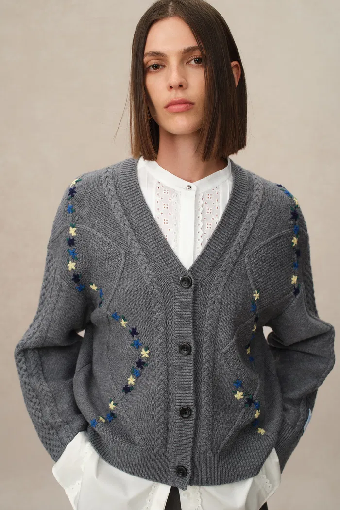 8297-olivia-floral-cable-cardigan-in-merino-wool-cable-knit-1.webp