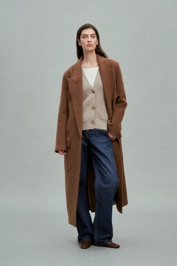 8327-sofia-double-pocket-cardigan-in-merino-cashmere-knit-1.webp