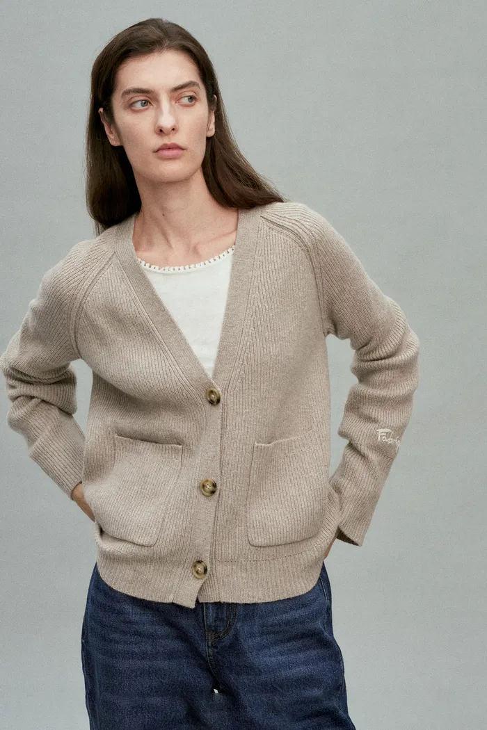 8327-sofia-double-pocket-cardigan-in-merino-cashmere-knit-1.webp