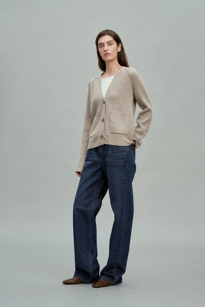 8327-sofia-double-pocket-cardigan-in-merino-cashmere-knit-1.webp