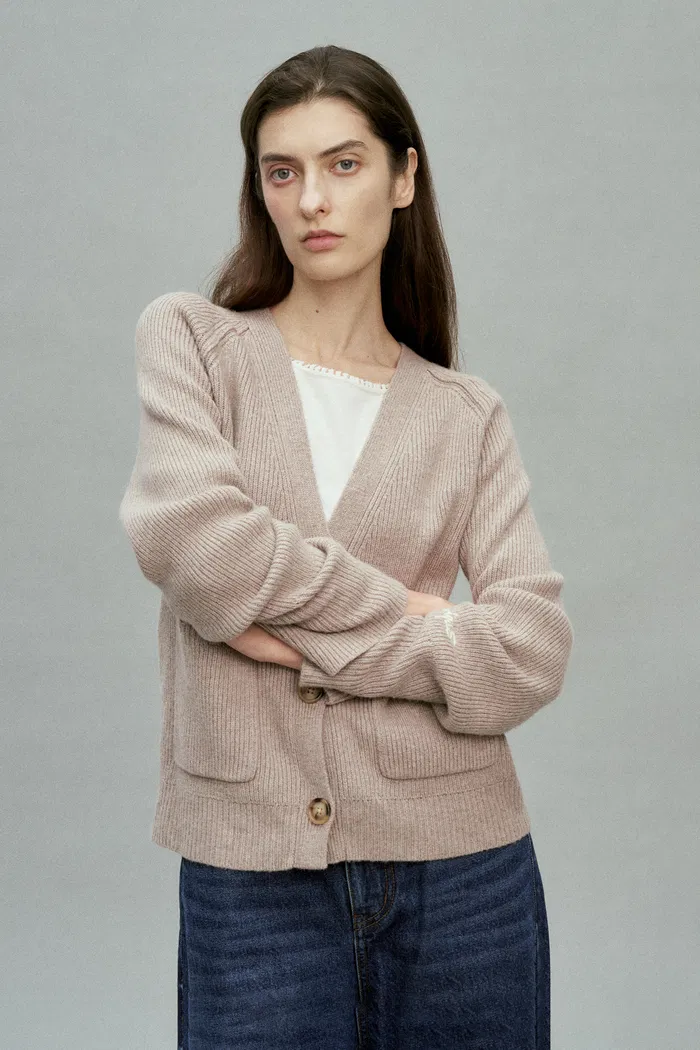 8327-sofia-double-pocket-cardigan-in-merino-cashmere-knit-1.webp