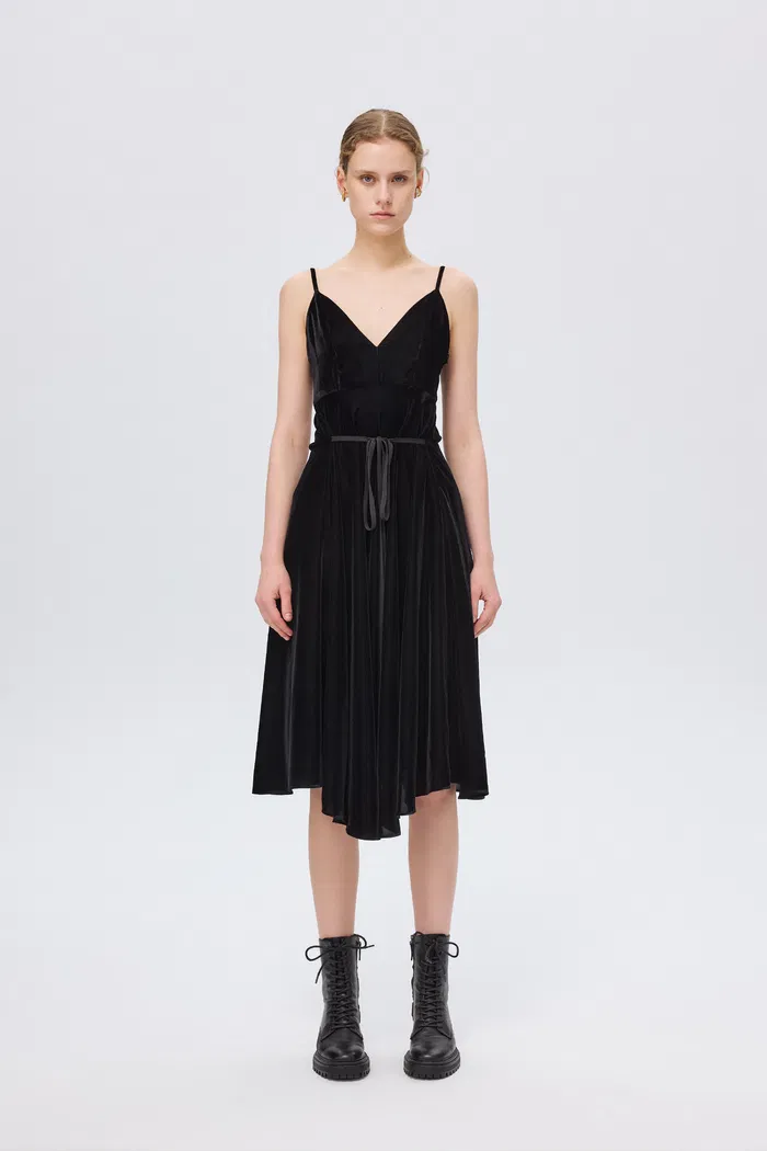 8351-bellagio-velvet-slip-dress-in-silk-georgette-velvet-1.webp