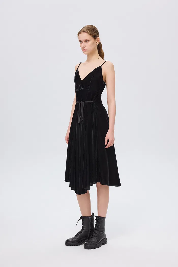 8351-bellagio-velvet-slip-dress-in-silk-georgette-velvet-1.webp