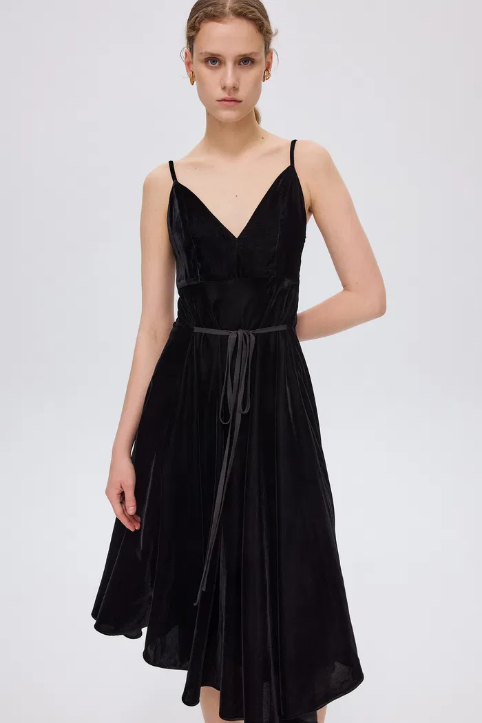 8351-bellagio-velvet-slip-dress-in-silk-georgette-velvet-1.webp
