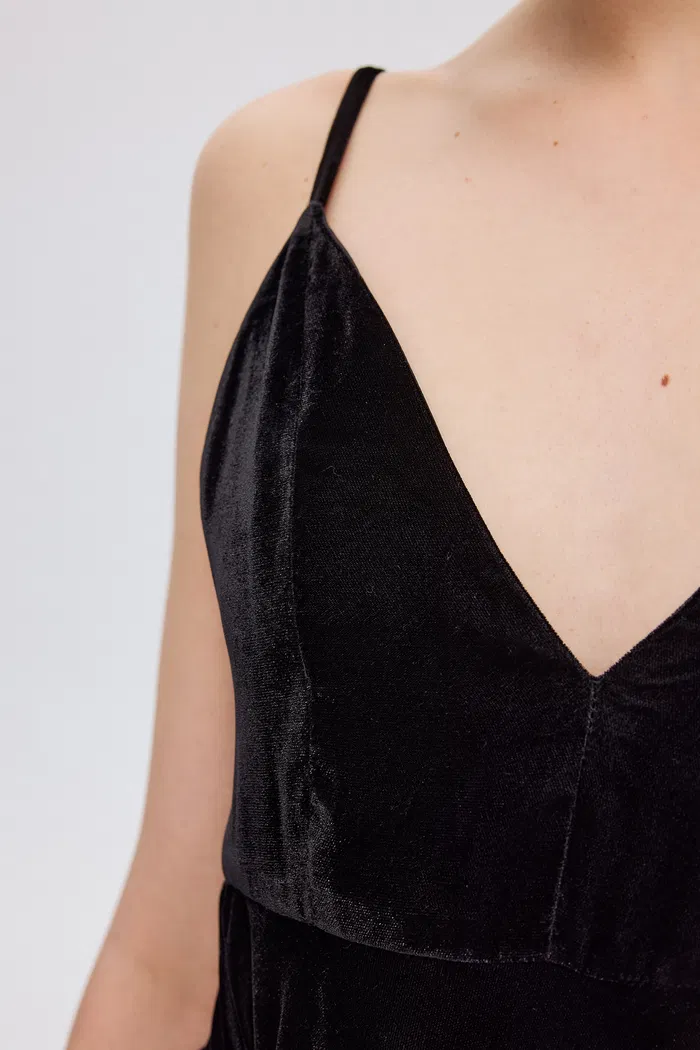 8351-bellagio-velvet-slip-dress-in-silk-georgette-velvet-1.webp