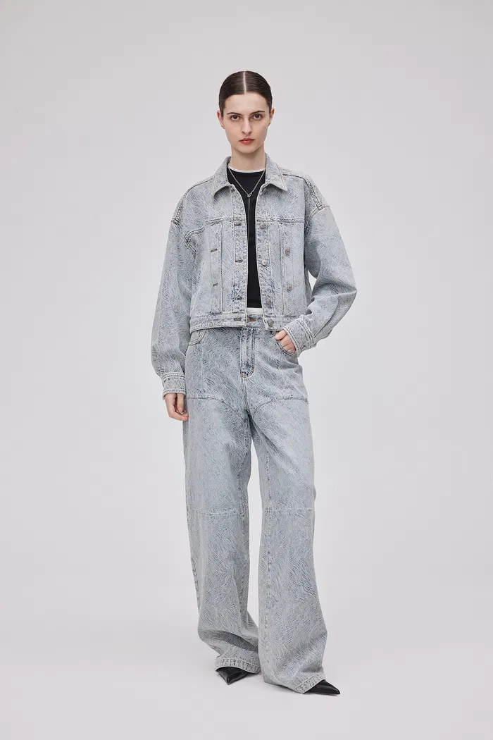8359-ainsley-textured-cropped-jacket-in-washed-jacquard-denim-1.webp