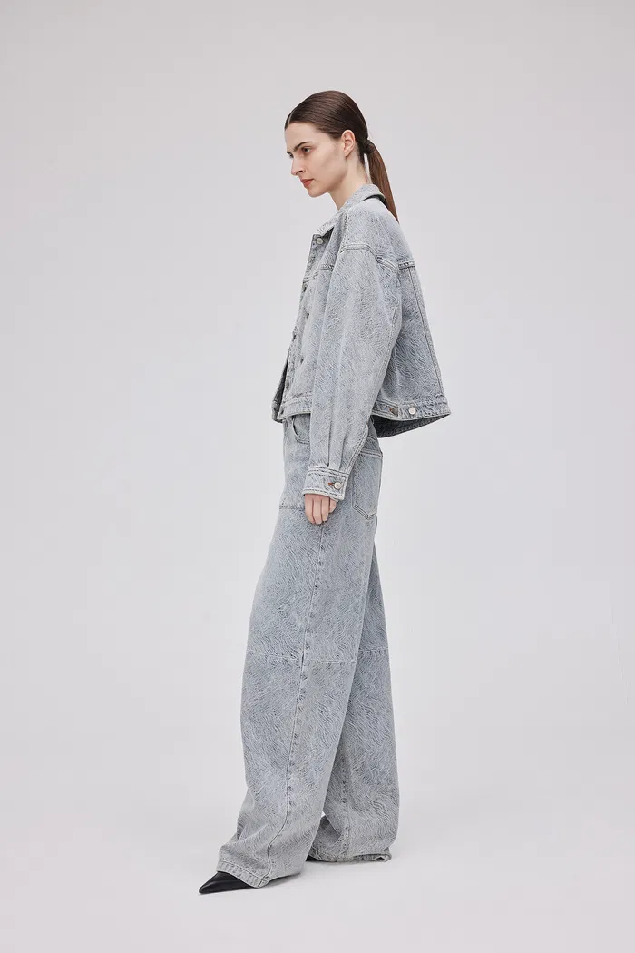 8359-ainsley-textured-cropped-jacket-in-washed-jacquard-denim-1.webp