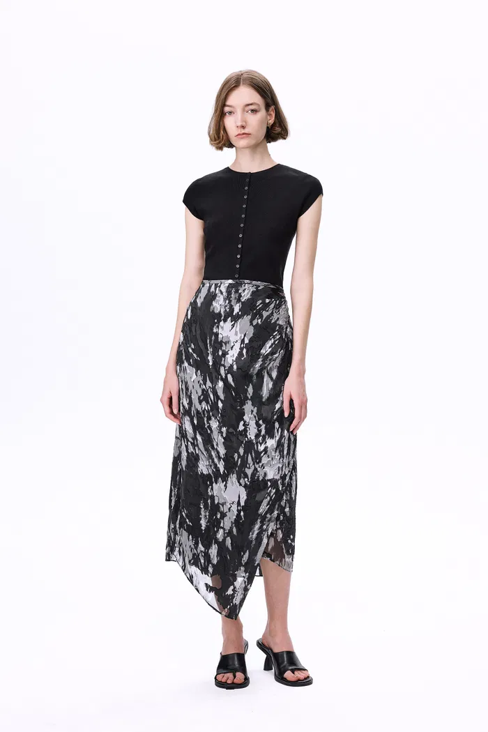 8365-zita-pleated-midi-skirt-in-devor-silk-1.webp