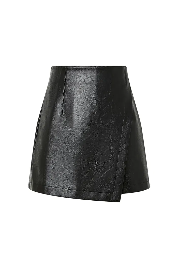 838-naja-skort-in-distressed-vegan-leather-1.webp