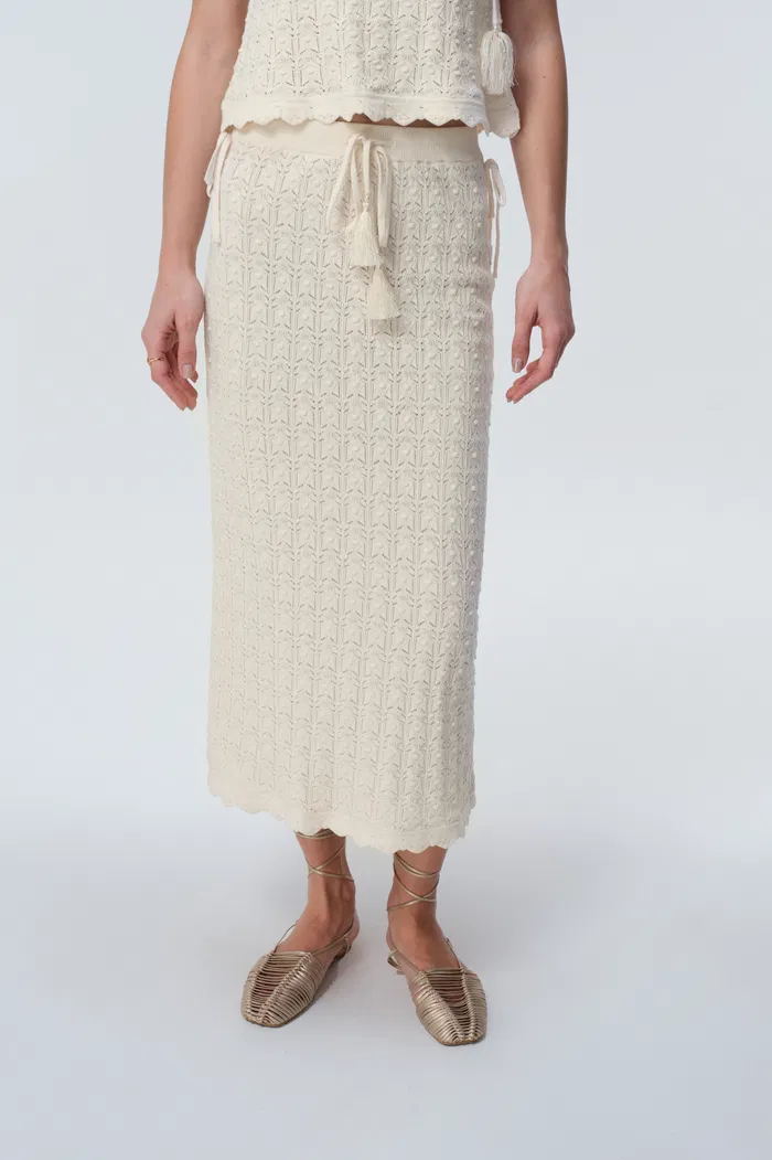 8393-klose-fringe-tie-up-knit-skirt-in-cotton-1.webp
