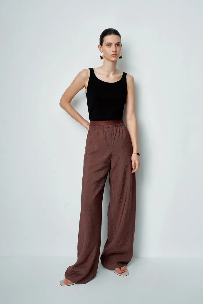 844-harper-elastic-waist-wide-leg-pants-in-dry-mulberry-silk-1.webp