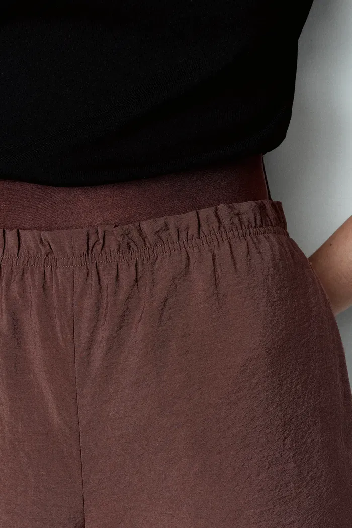 844-harper-elastic-waist-wide-leg-pants-in-dry-mulberry-silk-1.webp
