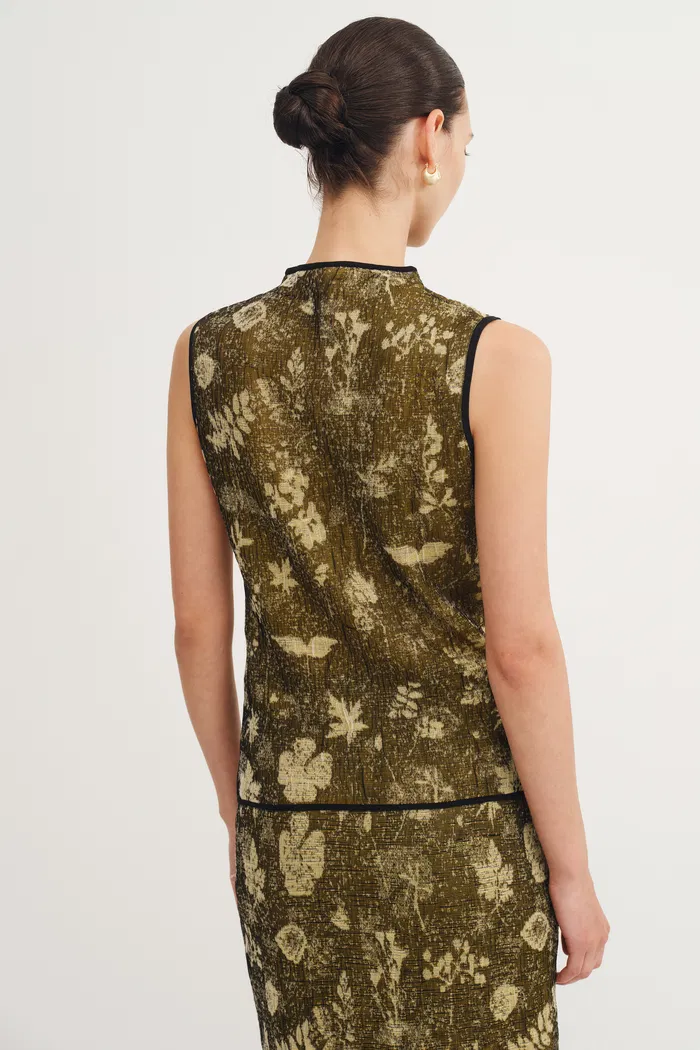 8451-wind-jacquard-sleeveless-top-and-skirt-matching-set-in-burnout-silk-georgette-knit-1.webp