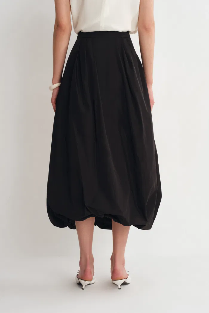 8475-tulip-balloon-skirt-1.webp