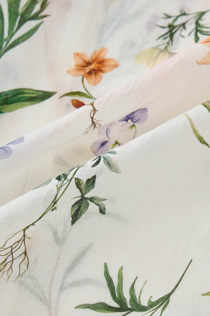 8491-perla-hand-painted-flora-blouse-and-short-matching-set-in-tencel-ramie-1.webp