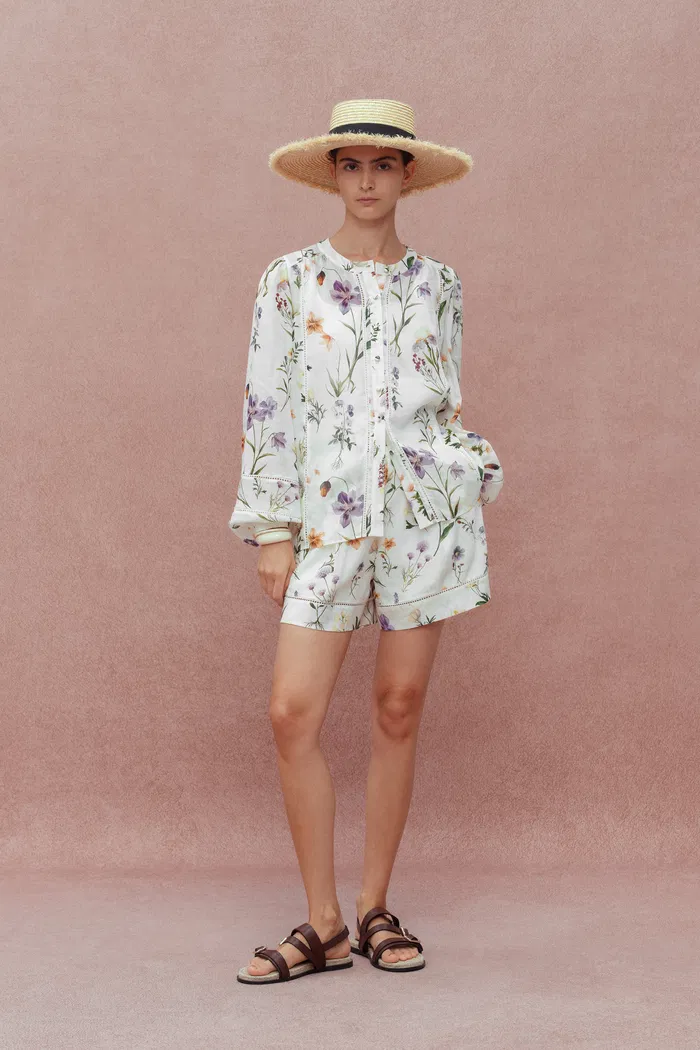 8491-perla-hand-painted-flora-blouse-and-short-matching-set-in-tencel-ramie-1.webp