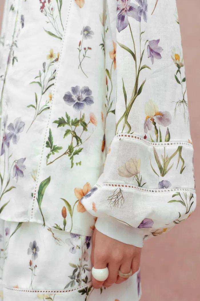 8491-perla-hand-painted-flora-blouse-and-short-matching-set-in-tencel-ramie-1.webp