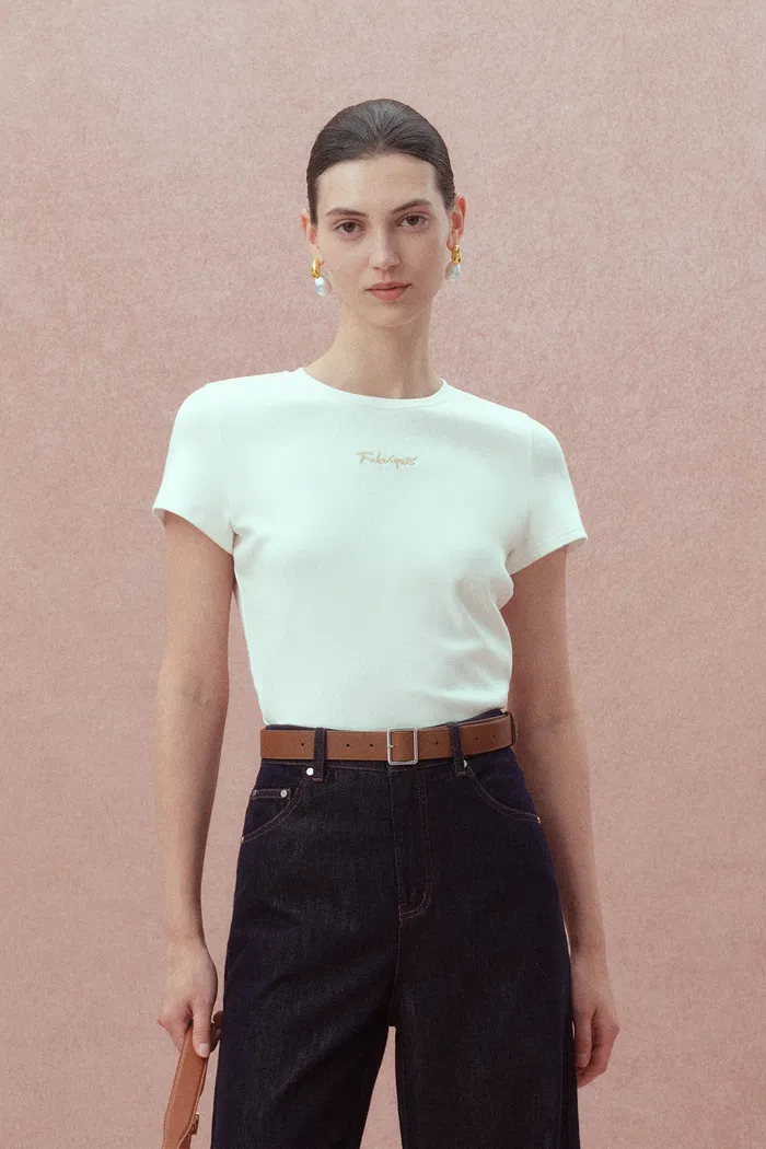 Levi Slanted Short Sleeve Fitted T-Shirt in Mugwort Antibacterial Cotton