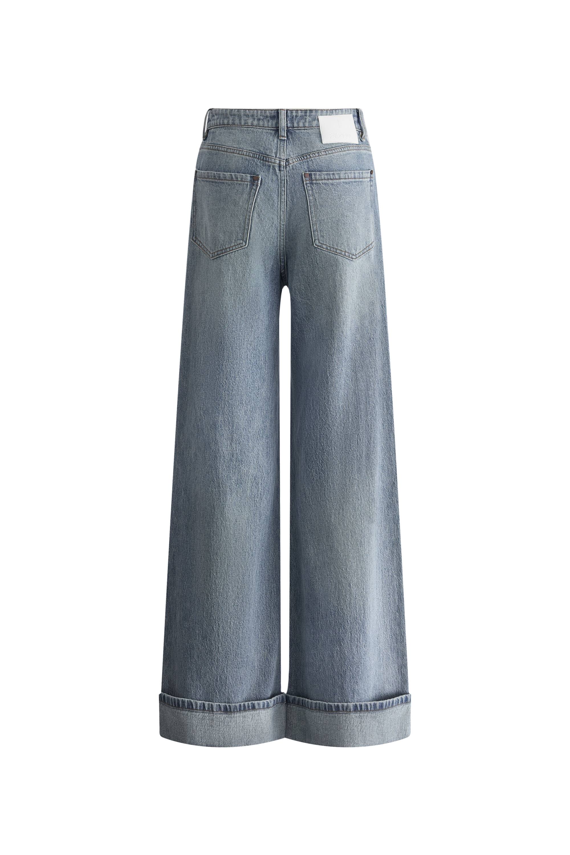 8511-emerie-straight-wide-leg-jeans-in-cotton-denim-1.webp