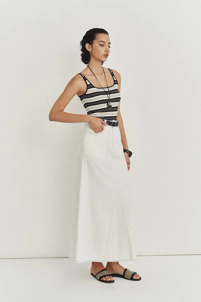 8551-liz-square-neck-body-con-sleeveless-tank-top-in-high-stretch-ribbed-knit-1.webp