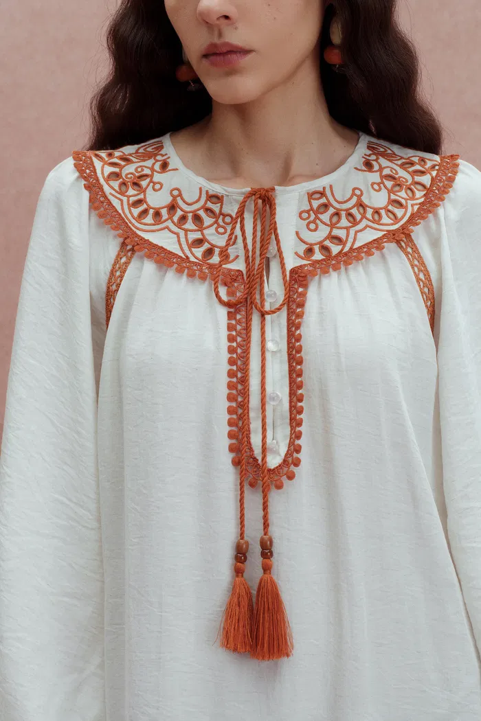 8565-virginia-artisan-embroidery-tie-neck-dress-in-cotton-linen-blend-1.webp