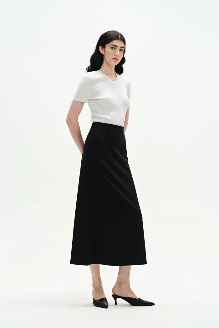 8613-alexa-v-neck-short-sleeve-sweater-1.webp