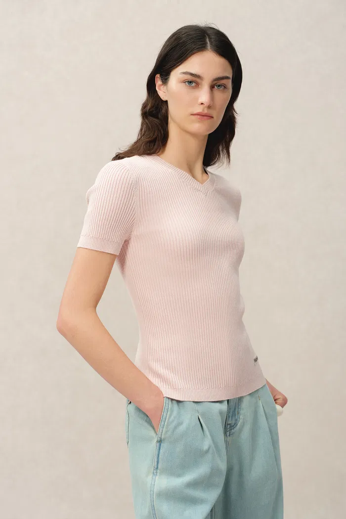 8619-alexa-v-neck-short-sleeve-sweater-1.webp