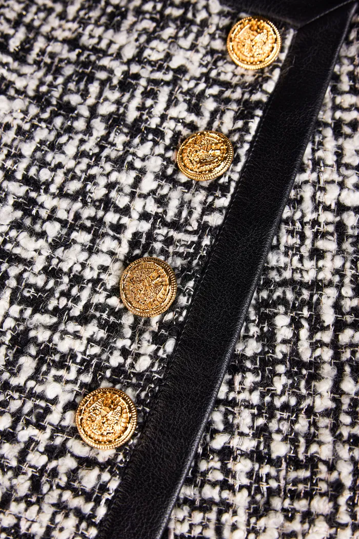 8669-gabriel-24k-gold-button-tweed-jacket-in-two-tone-wool-boucl–1.webp