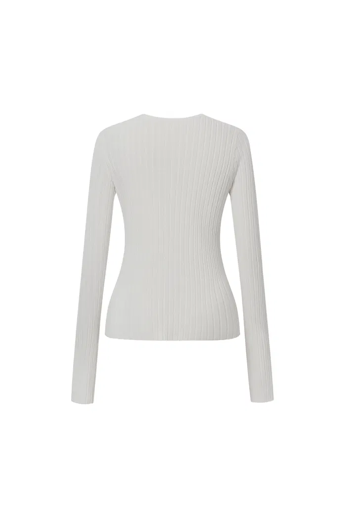 8693-emma-white-fitted-cardigan-in-cotton-blend-yarn-knit-1.webp