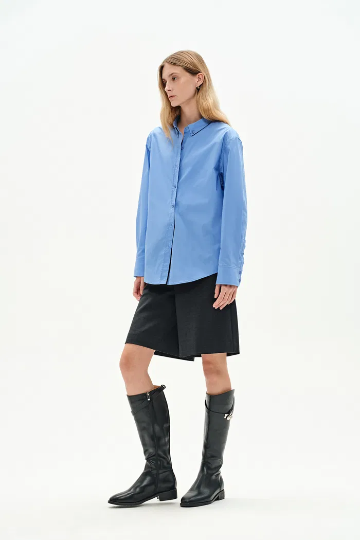 8701-amelia-wrinkle-resistant-tailored-bermuda-shorts-in-australian-merino-wool-1.webp