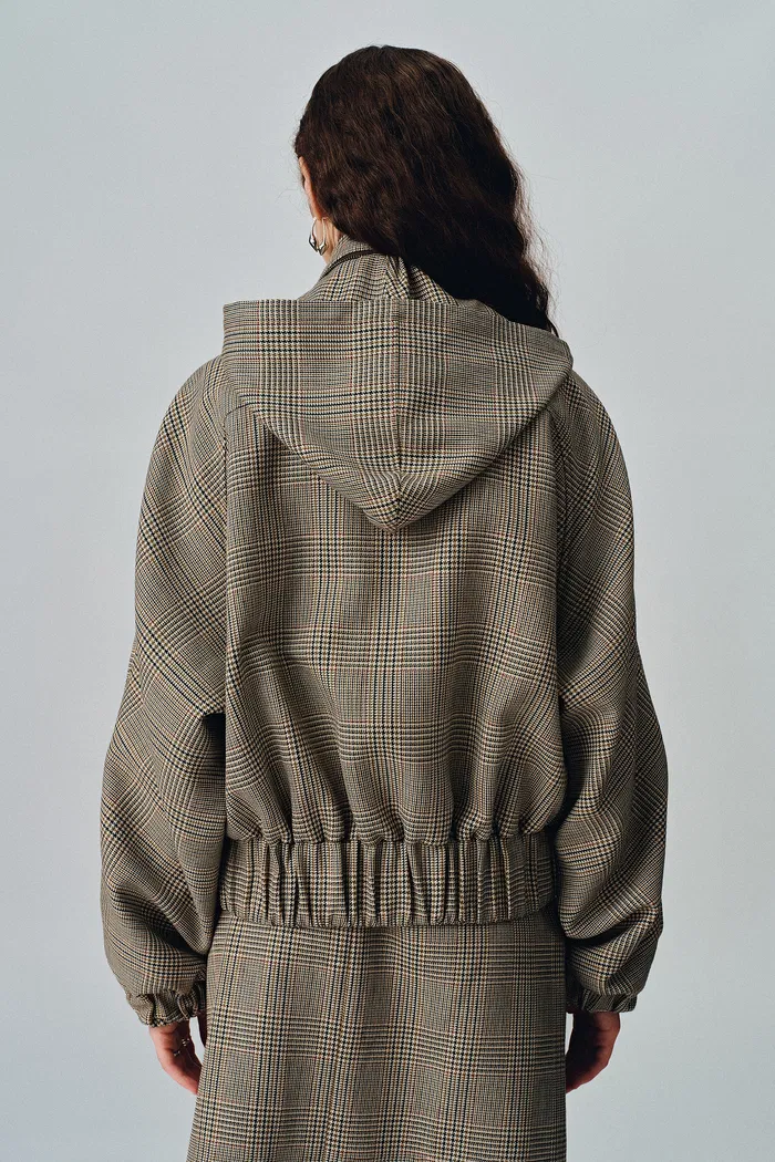 8715-javia-plaid-jacket-in-prince-of-wales-merino-wool-1.webp