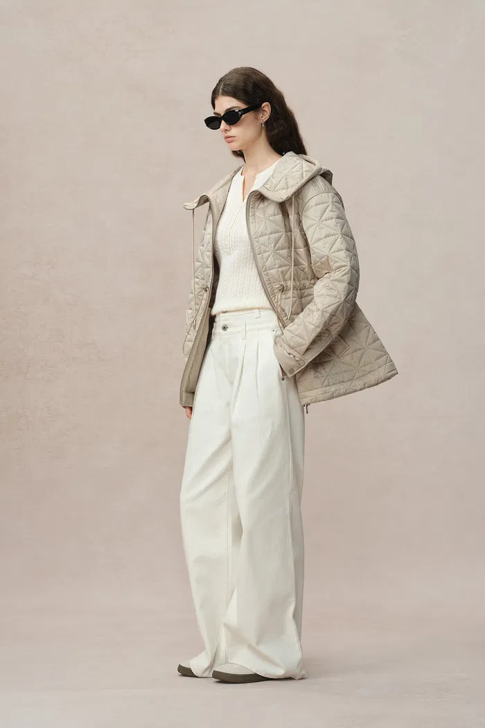 8727-nives-hooded-quilted-jacket-in-mulberry-silk-blend-1.webp
