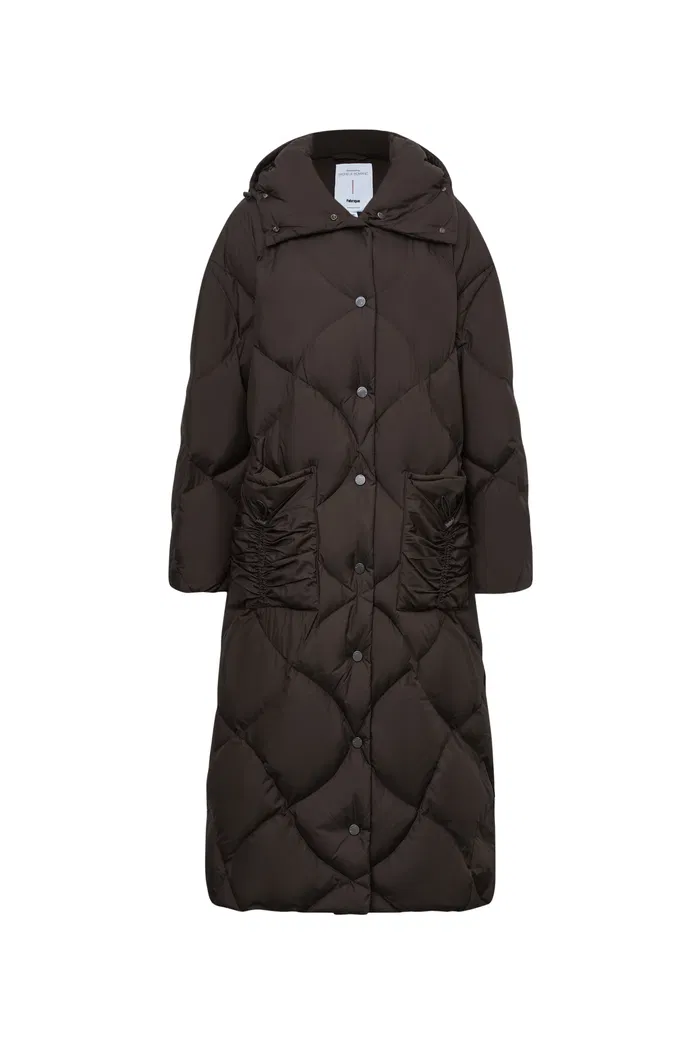 8751-lyse-water-repellent-long-quilted-duck-down-puffer-jacket-in-high-density-fabric-1.webp
