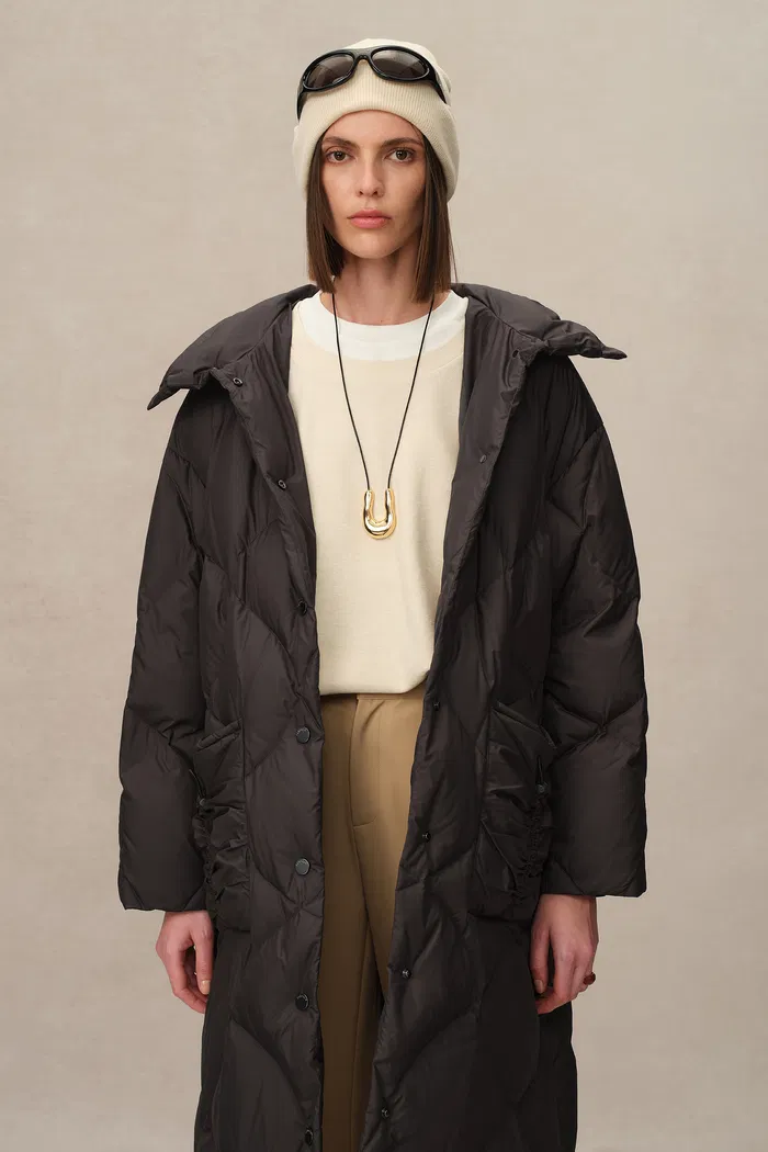 8751-lyse-water-repellent-long-quilted-duck-down-puffer-jacket-in-high-density-fabric-1.webp