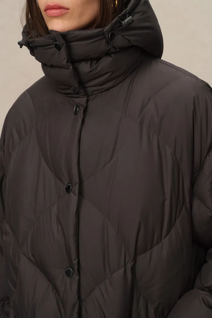 8751-lyse-water-repellent-long-quilted-duck-down-puffer-jacket-in-high-density-fabric-1.webp