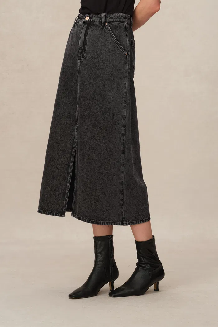 8759-raquel-front-slit-denim-maxi-skirt-in-cotton-denim-1.webp