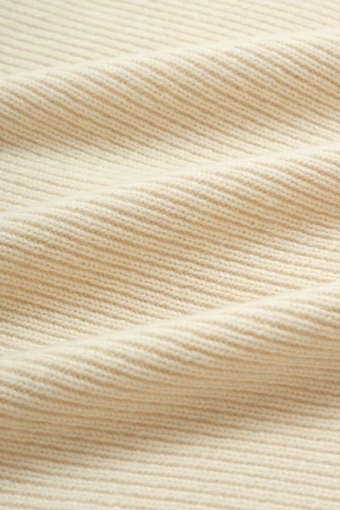 8807-demi-collared-cardigan-in-merino-wool-cashmere-1.webp