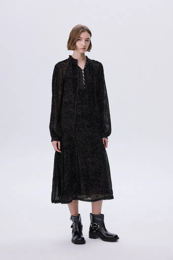 8844-dakota-lace-cut-out-dress-in-velvet-devor–1.webp
