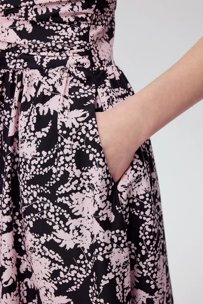 8886-chantal-flora-prints-dress-in-silk-cotton-1.webp