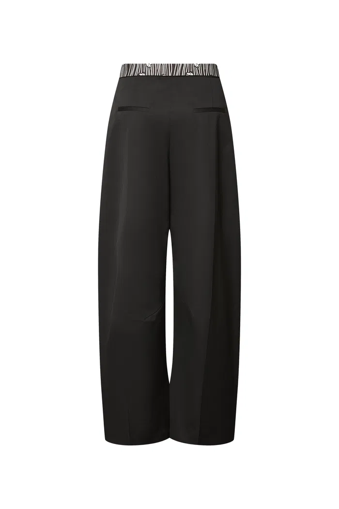 8922-bay-printed-barrel-leg-pants-in-cotton-blend-1.webp