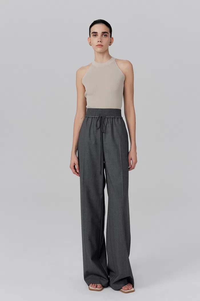 8936-cl-on-trousers-in-semi-worsted-wool-1.webp