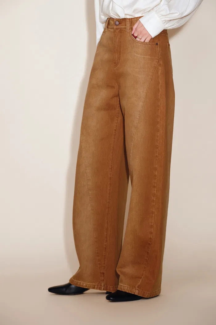 894-charlotte-gradient-barrel-leg-jeans-in-cotton-denim-1.webp