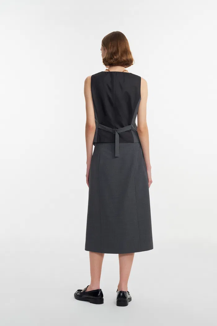 8958-cosmo-double-vent-skirt-in-wool-blend-1.webp