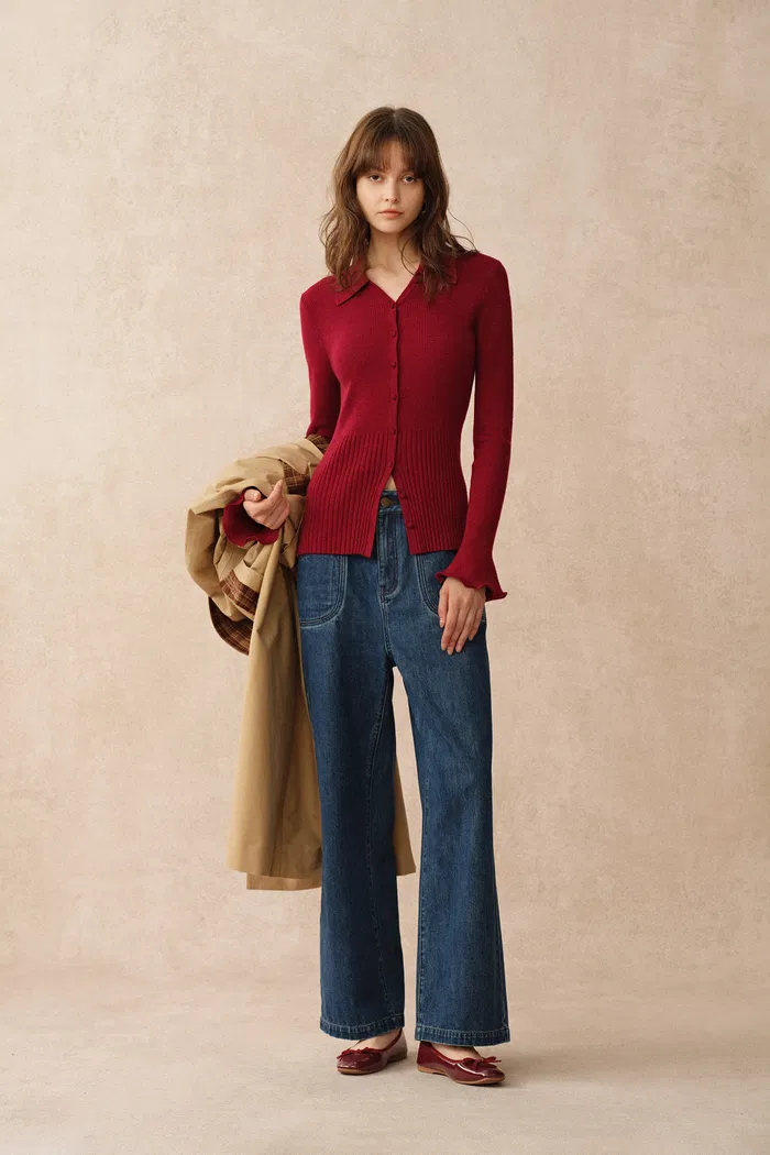 Katia Red Beige Wavy Cuff Fitted Collared Cardigan in Stretchy Merino Wool Cable Knit